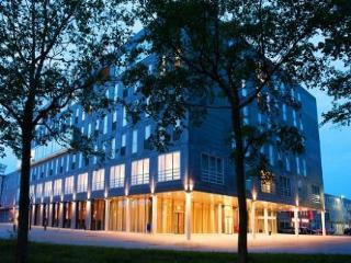 Lumen Zwolle Hotel 4*